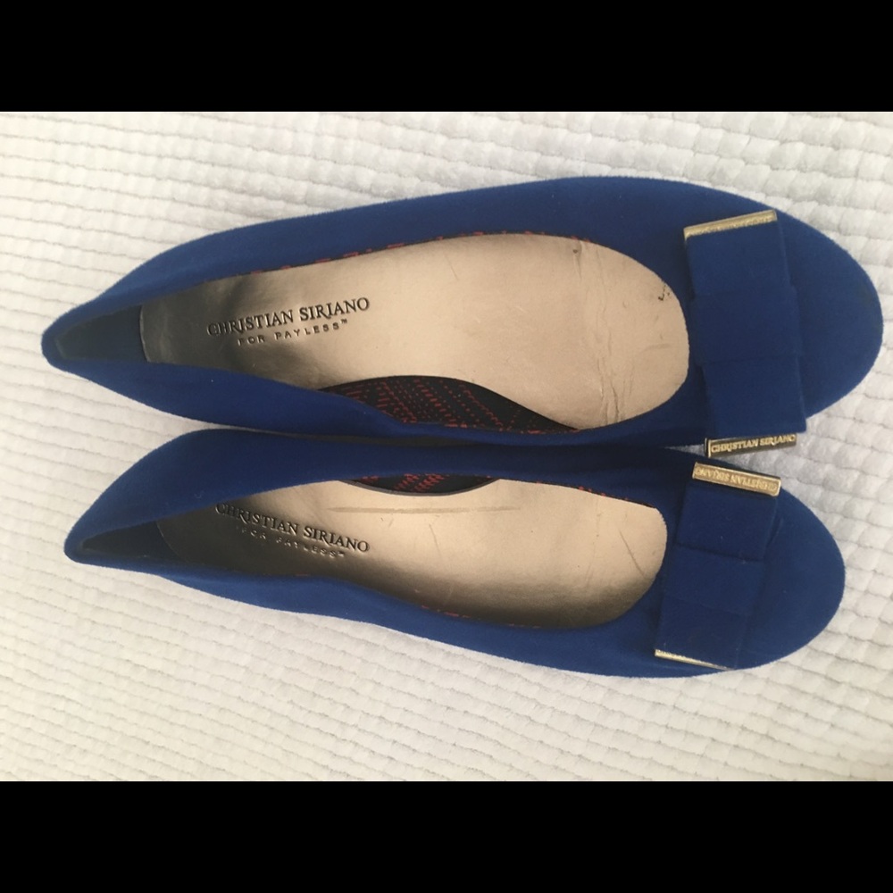Bright blue flats. - Picture 3 of 3